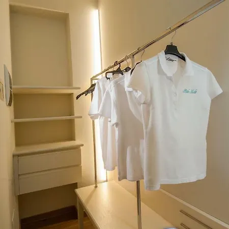 Lido Hotel 3*