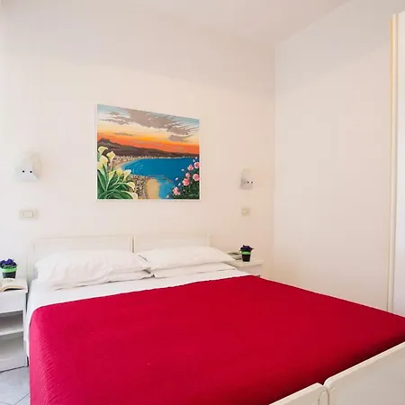 Lido Hotel 3*
